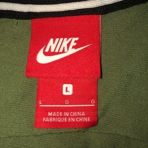 Nike cropped long sleeve shirt